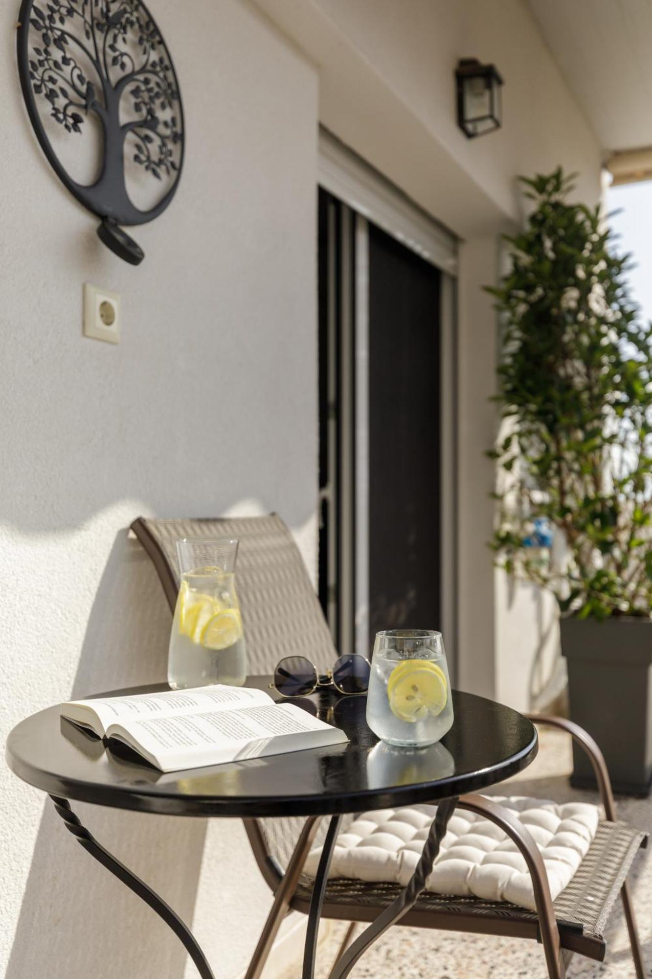 53 Central Luxury Apartment Kalamaria Selanik Dış mekan fotoğraf
